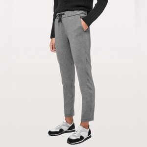 Lululemon On the Fly Pant size 2